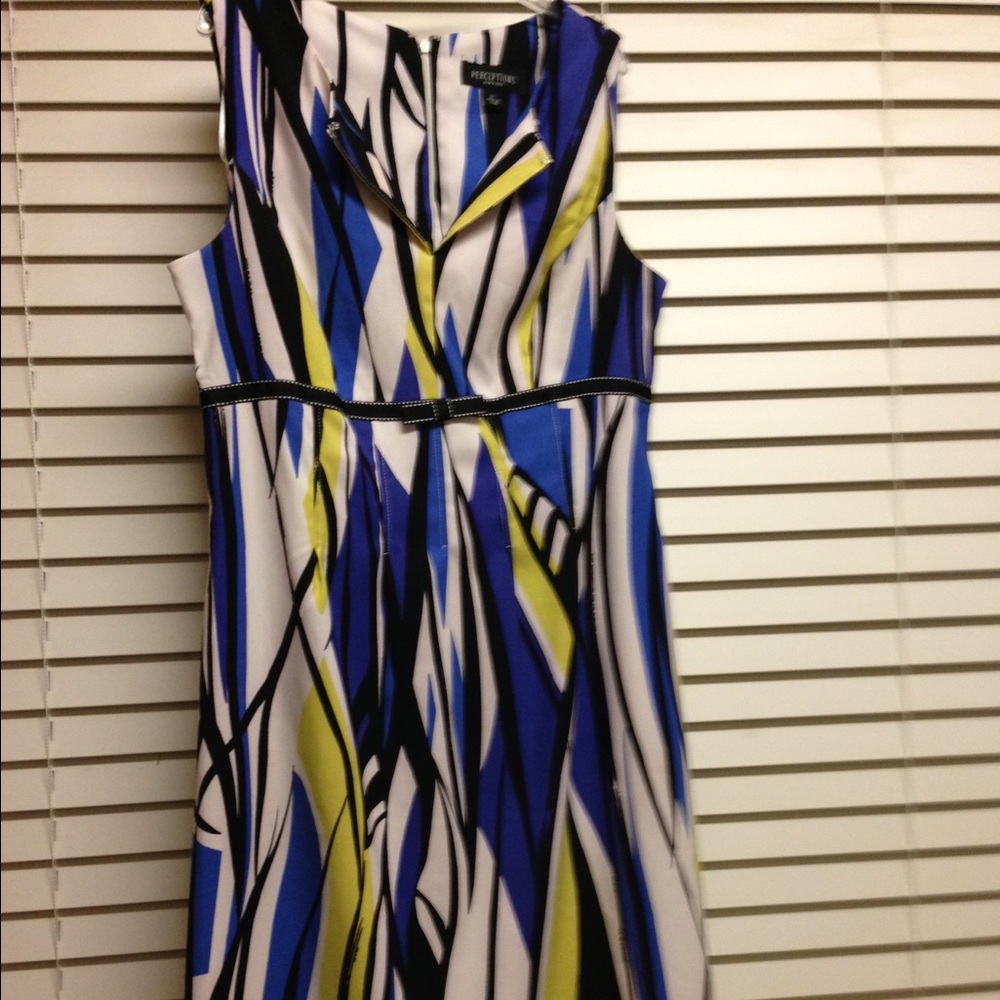 Sleeveless dress with cardigan